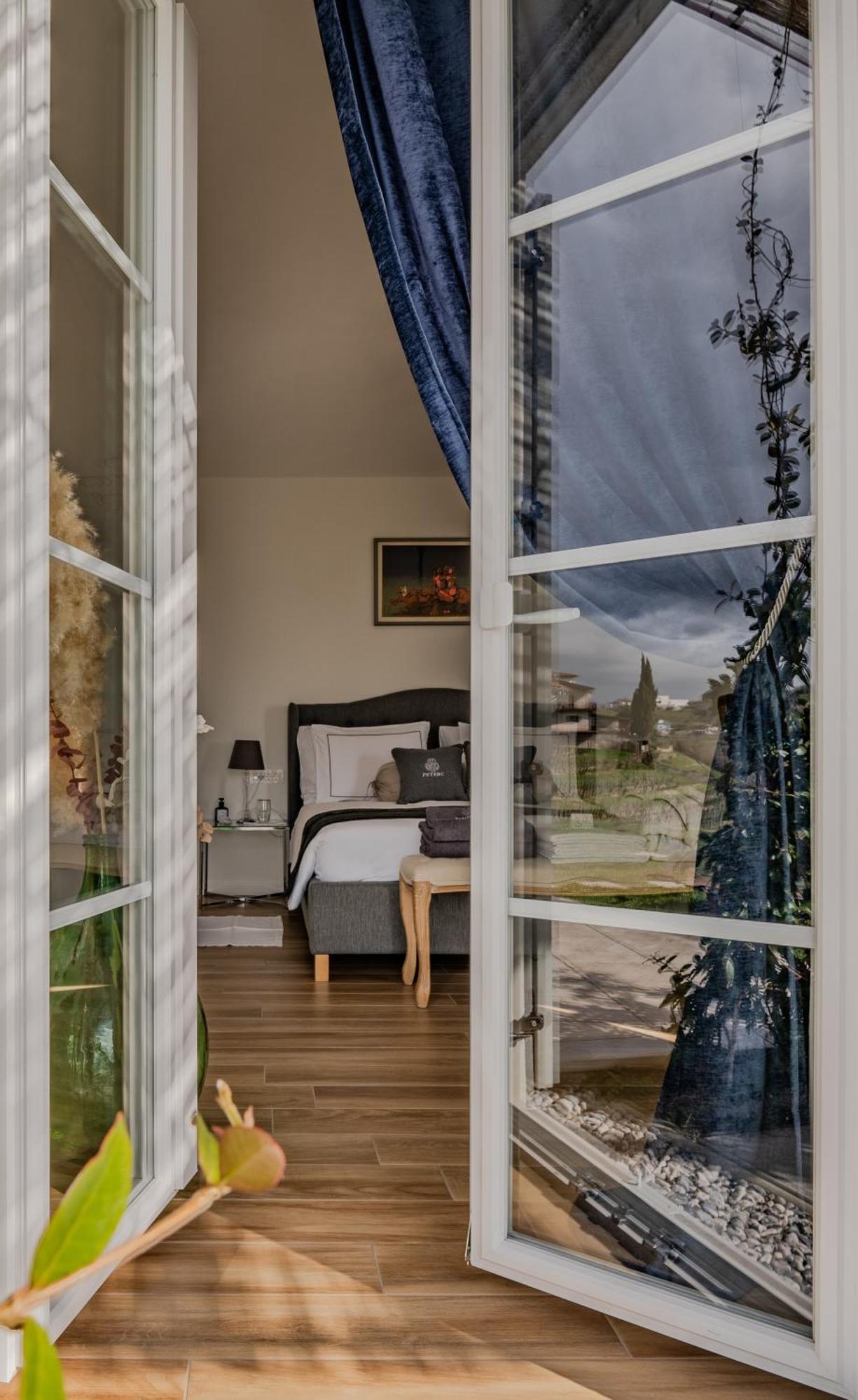 Peterc Vineyard Estate Bed & Breakfast Kojsko Exterior photo